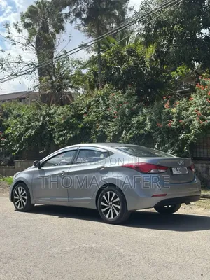 Hyundai Avante 2015 Silver