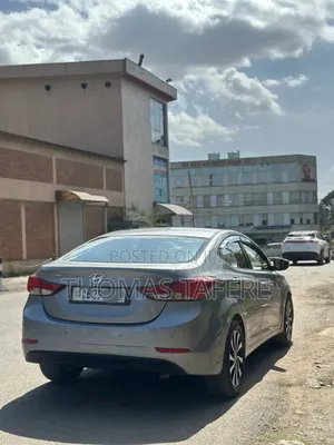 Hyundai Avante 2015 Silver