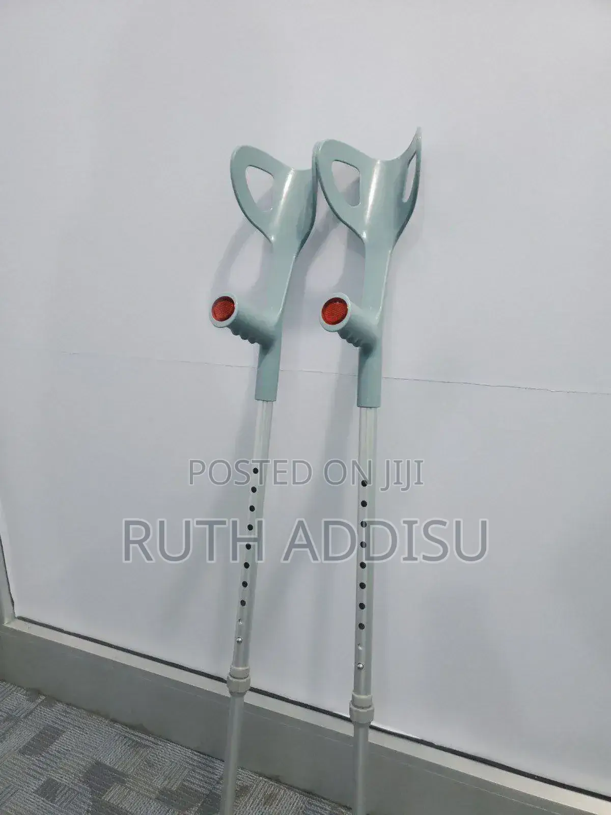 Crutches44crutches89crutches90crutches32crutches21crutches