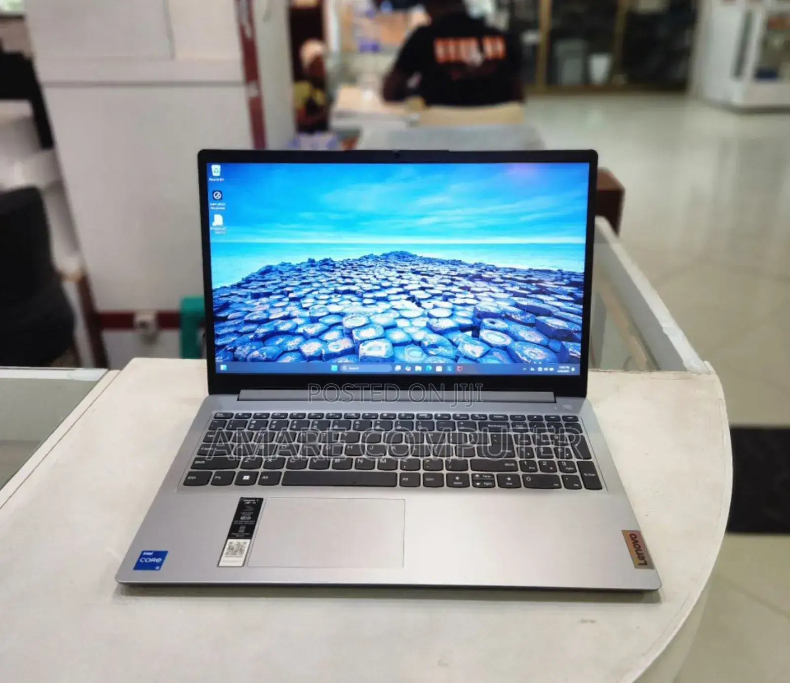 New Laptop Lenovo 8GB Intel Core I5 SSD 512GB