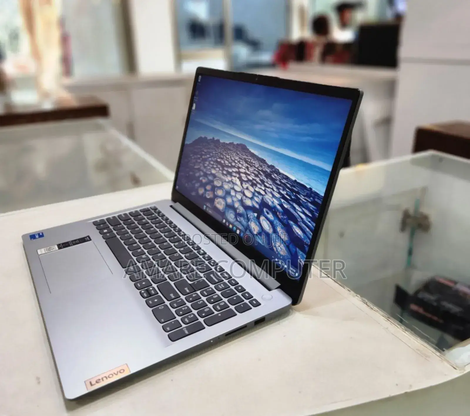 New Laptop Lenovo 8GB Intel Core I5 SSD 512GB