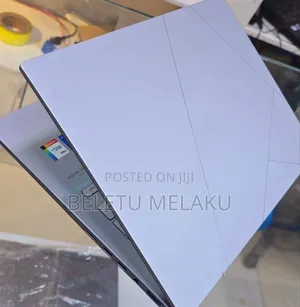 New Laptop Asus Zenbook Duo 14 16GB Intel Core I7 SSD 1T