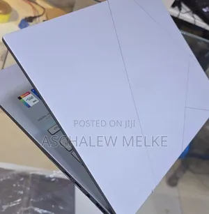 New Laptop Asus ZenBook UX31LA 16GB Intel Core I7 SSD 1T