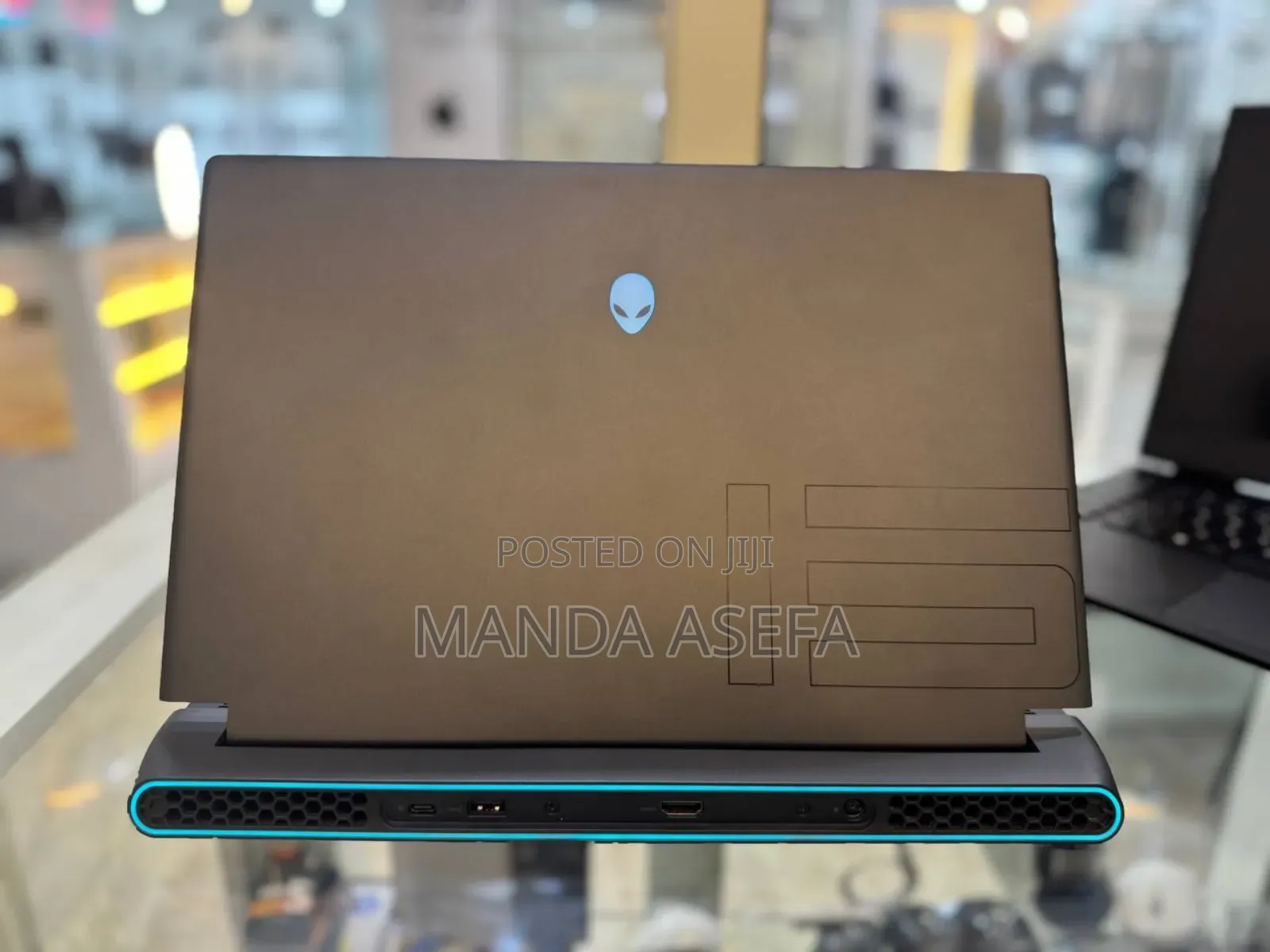 New Laptop Alienware M17x R2 16GB AMD Ryzen 7 SSD 512GB