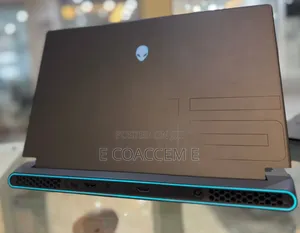 New Laptop Alienware M17x R2 16GB AMD Ryzen 7 SSD 512GB