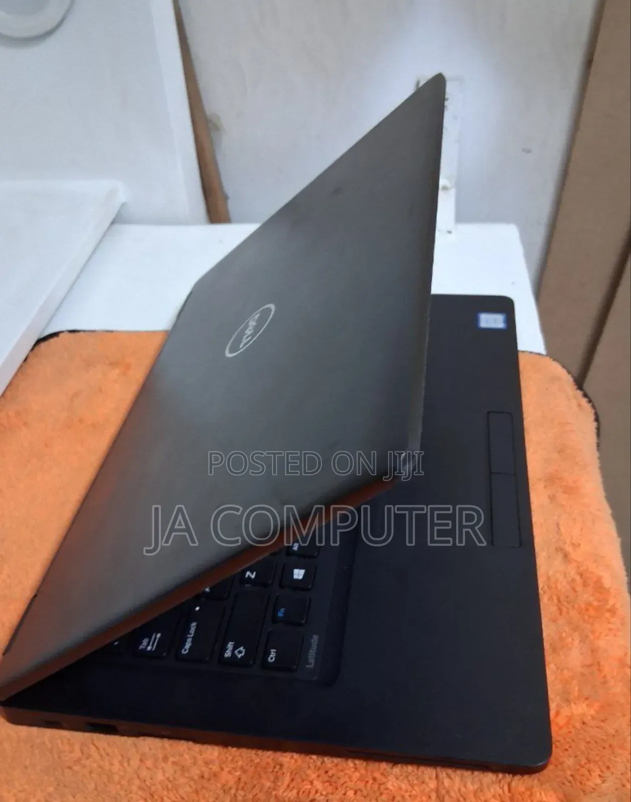 New Laptop Dell Latitude 5310 8GB Intel Core I7 SSD 256GB