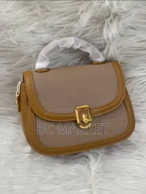 Photo - Best Quality Handbag