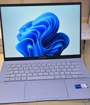 New Laptop Asus ZenBook 13 UX331UN 16GB Intel Core I7 SSD 1T