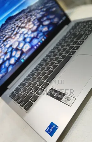 New Laptop Lenovo Ideapad 3 8GB Intel Core I5 SSD 512GB