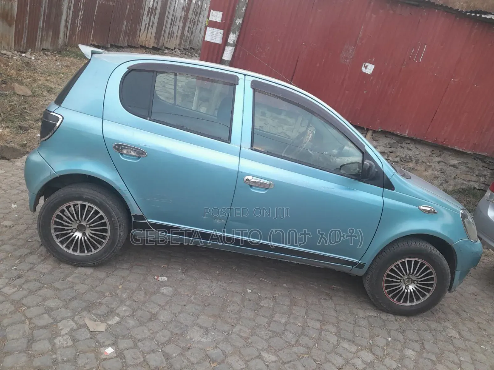 Toyota Vitz 2001 Blue