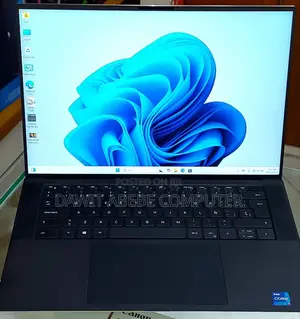 New Laptop Dell 16GB Intel Core I7 SSD 1T