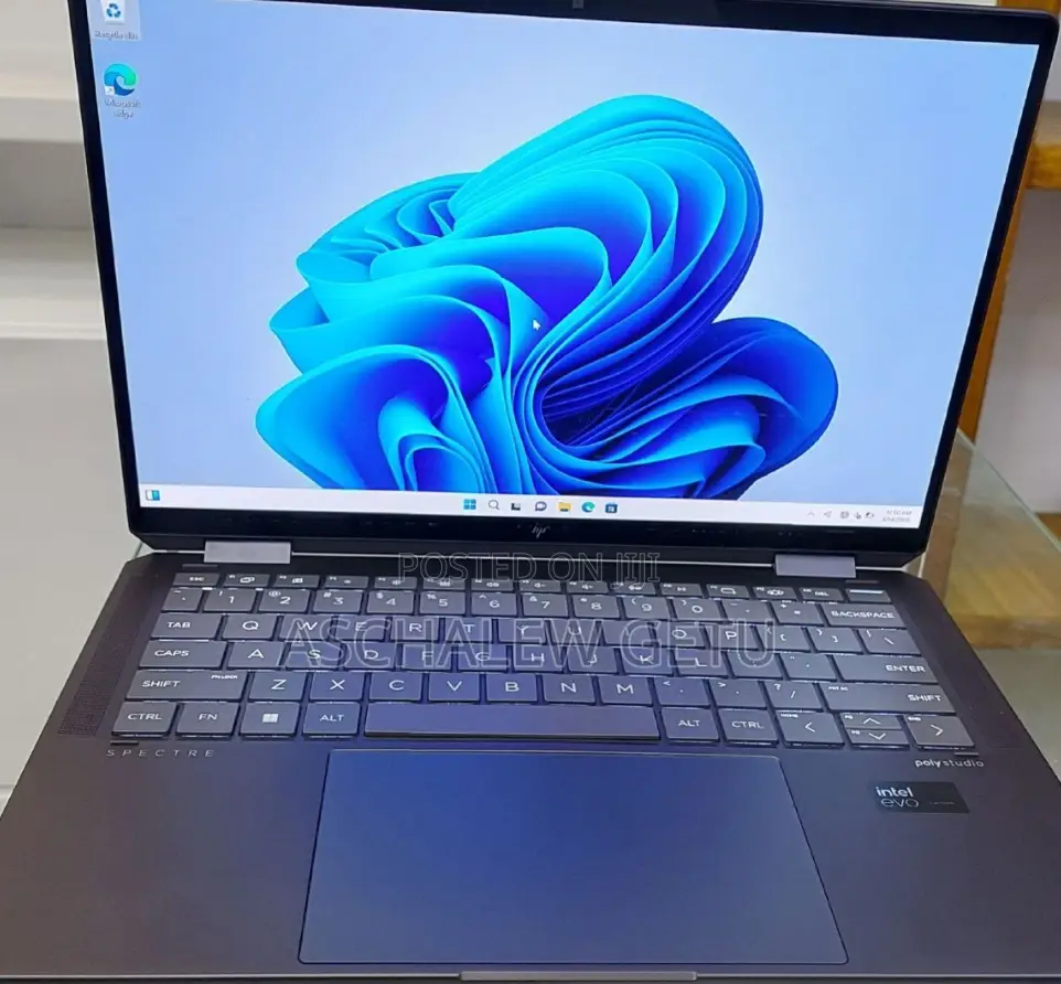 New Laptop HP Spectre 16GB Intel Core I7 SSD 1T