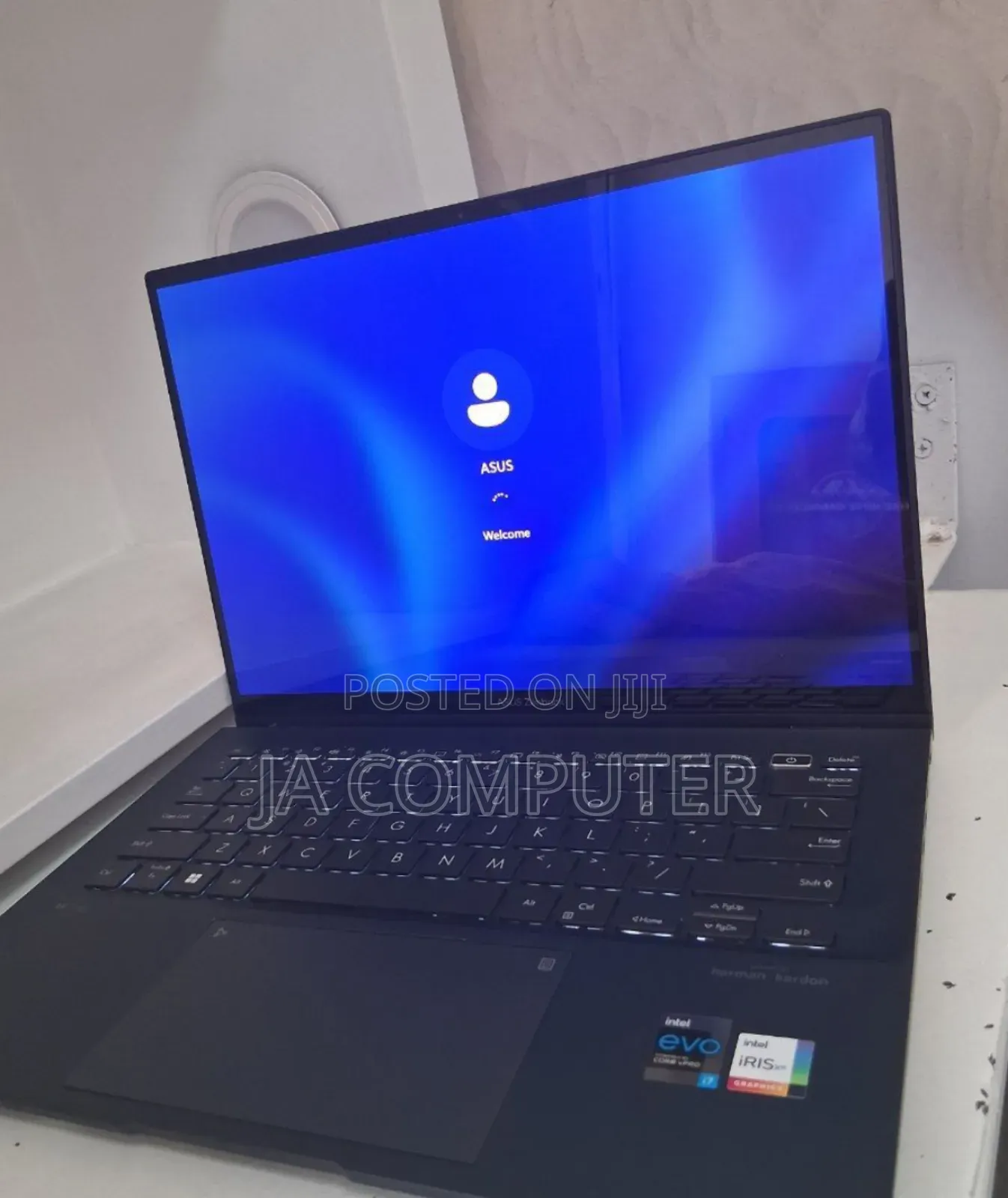 New Laptop Asus Zenbook 14 UX434 16GB Intel Core I7 SSD 1T