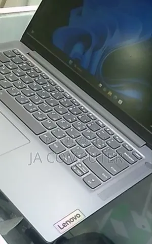 New Laptop Lenovo Ideapad 3 8GB Intel Core I5 SSD 512GB