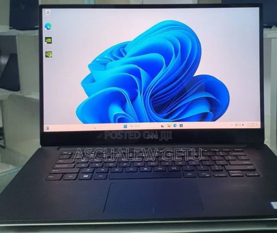 New Laptop Dell XPS 15 16GB Intel Core I7 SSD 512GB