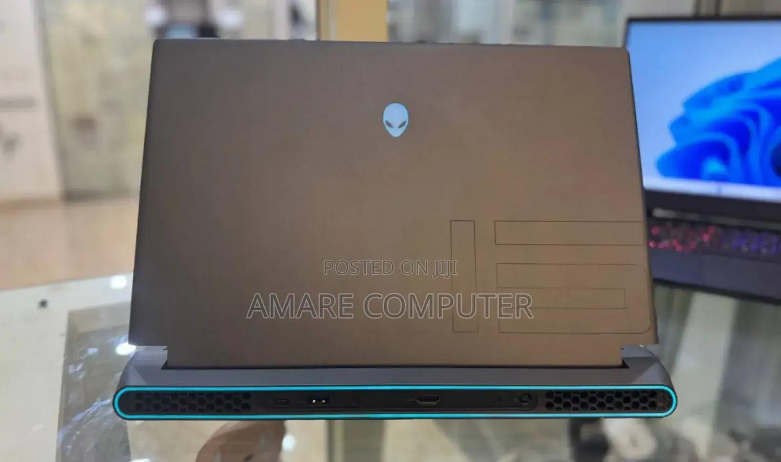 New Laptop Dell Alienware M15 16GB AMD Ryzen 7 SSD 512GB