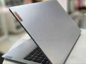 New Laptop Lenovo 8GB Intel Core I5 SSD 512GB