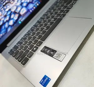 New Laptop Lenovo 8GB Intel Core I5 SSD 512GB