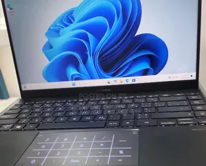 New Laptop Asus VivoBook 15 X505BA 8GB Intel Core I5 SSD 512GB