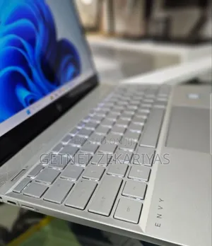 New Laptop HP Envy 14 8GB Intel Core I5 SSD 512GB