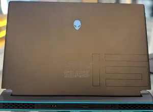 New Laptop Alienware M15 R3 16GB AMD Ryzen 7 SSD 512GB