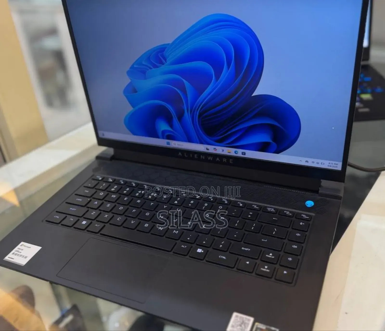 New Laptop Alienware M15 R3 16GB AMD Ryzen 7 SSD 512GB