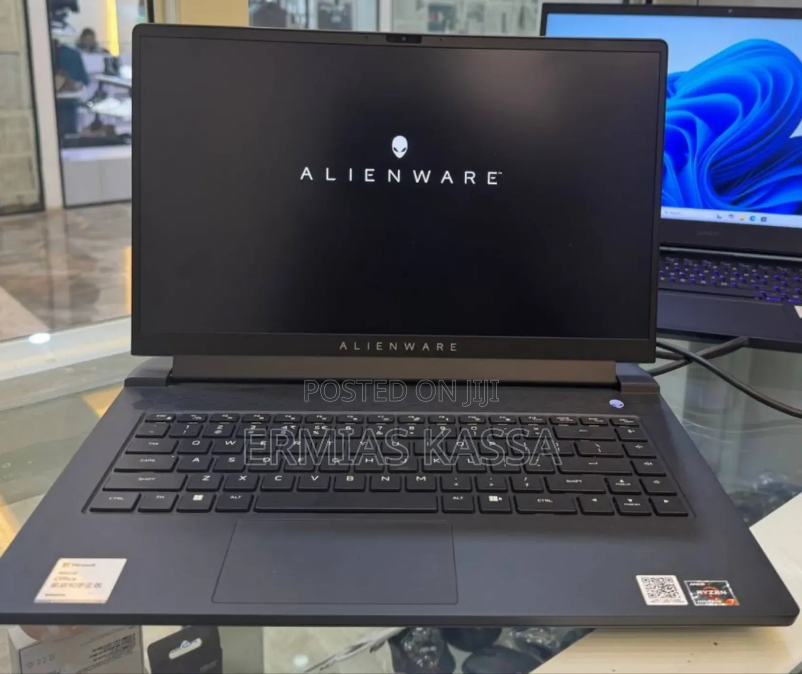New Laptop Alienware M15 R3 16GB AMD Ryzen 7 SSD 512GB