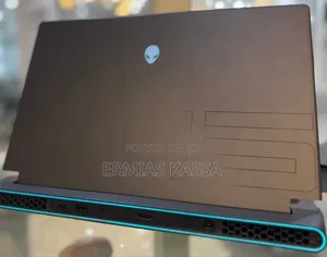 New Laptop Alienware M15 R3 16GB AMD Ryzen 7 SSD 512GB