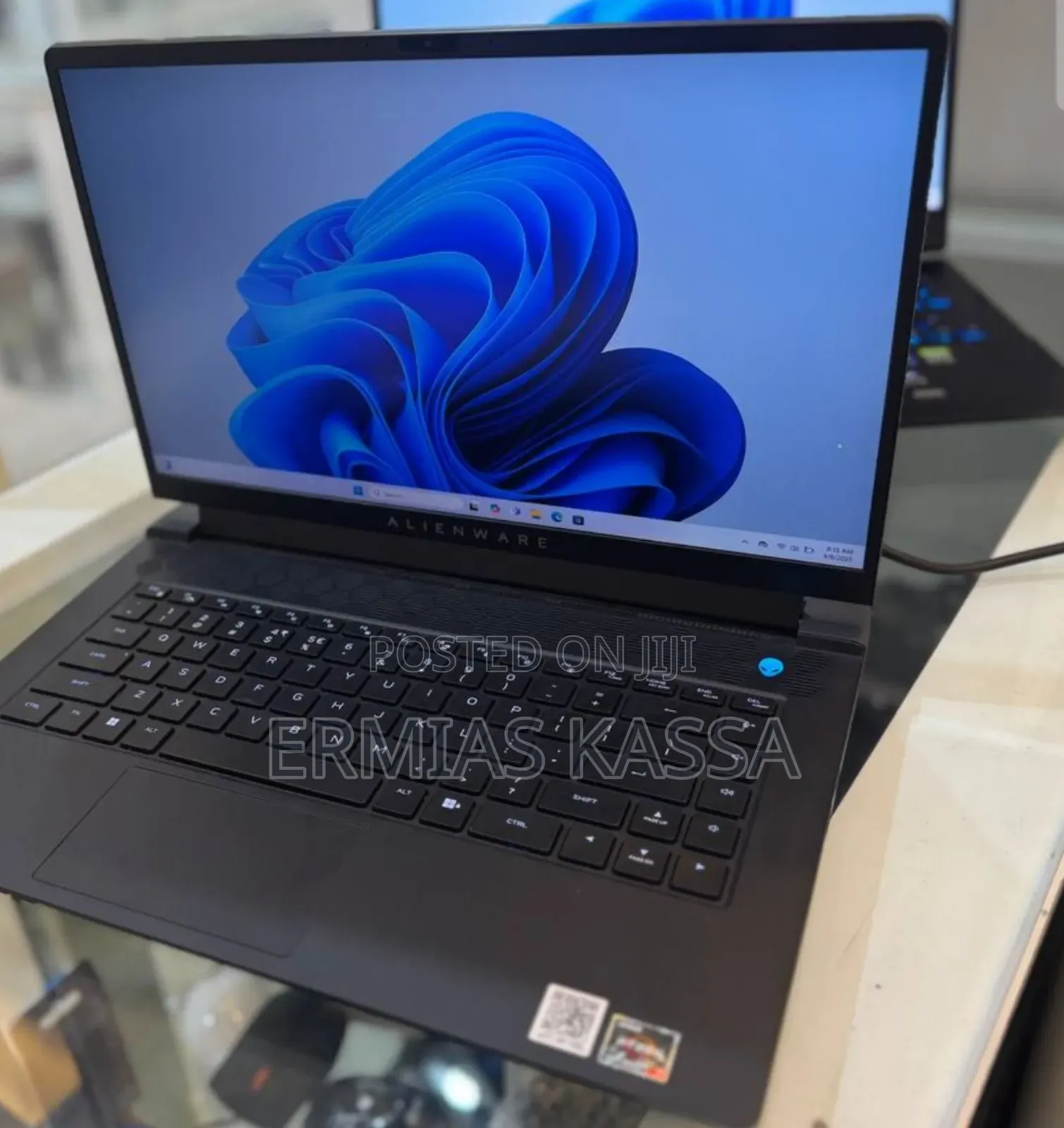 New Laptop Alienware M15 R3 16GB AMD Ryzen 7 SSD 512GB