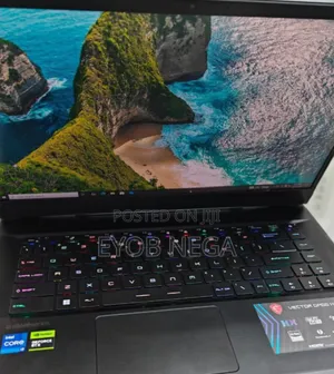 New Laptop MSI Vector GP66HX 12UGS 32GB Intel Core I7 SSD 1T