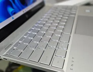 New Laptop HP Envy 14 8GB Intel Core I5 SSD 512GB