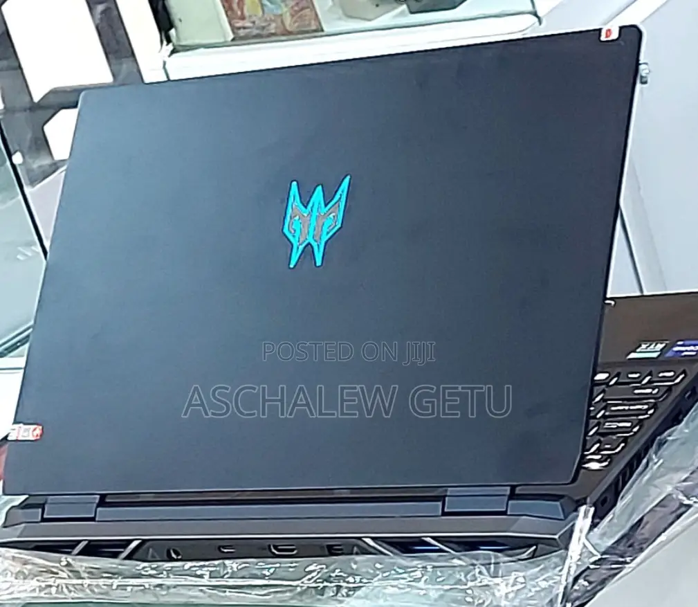 New Laptop Acer Predator Helios 300 16GB Intel Core I9 SSD 1T