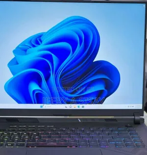 New Laptop Asus ROG Strix G15 16GB Intel Core I7 SSD 1T