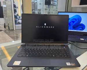 New Laptop Alienware M15 R3 16GB AMD Ryzen 7 SSD 512GB