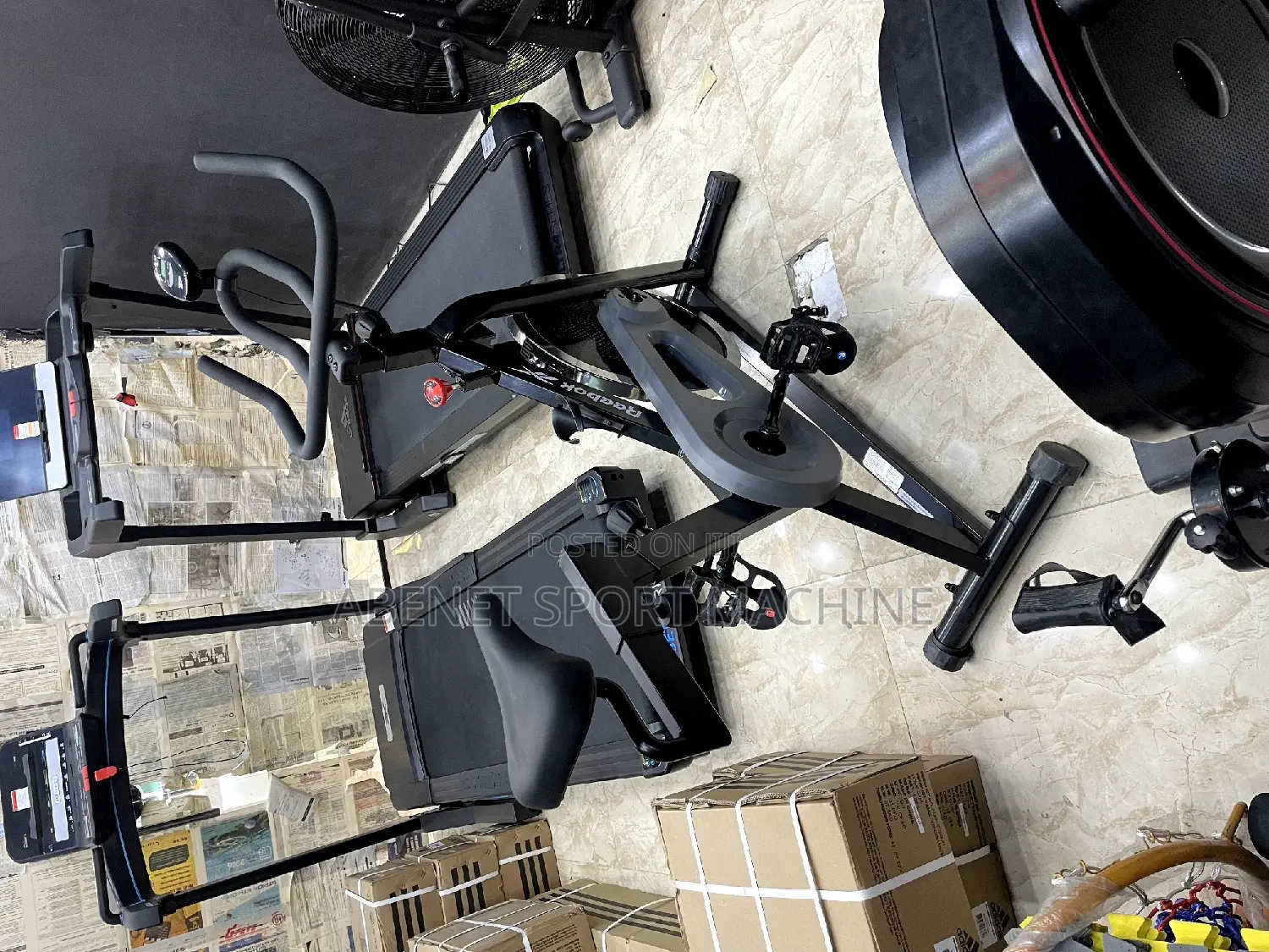 በዘመናዊ ቤቶ ዉስጥ ሊኖር የሚገባ Reebok Sprint Exercise Bike