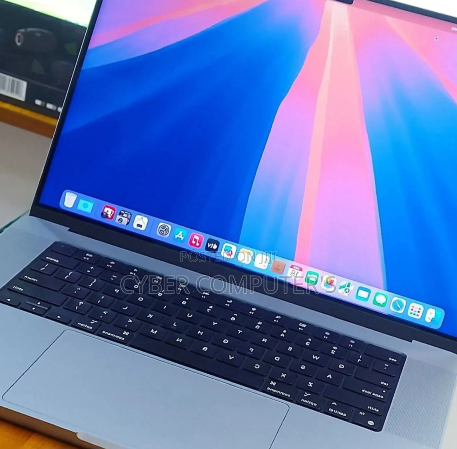 New Laptop Apple MacBook Pro M1 1GB Apple M1 Pro SSD 1T