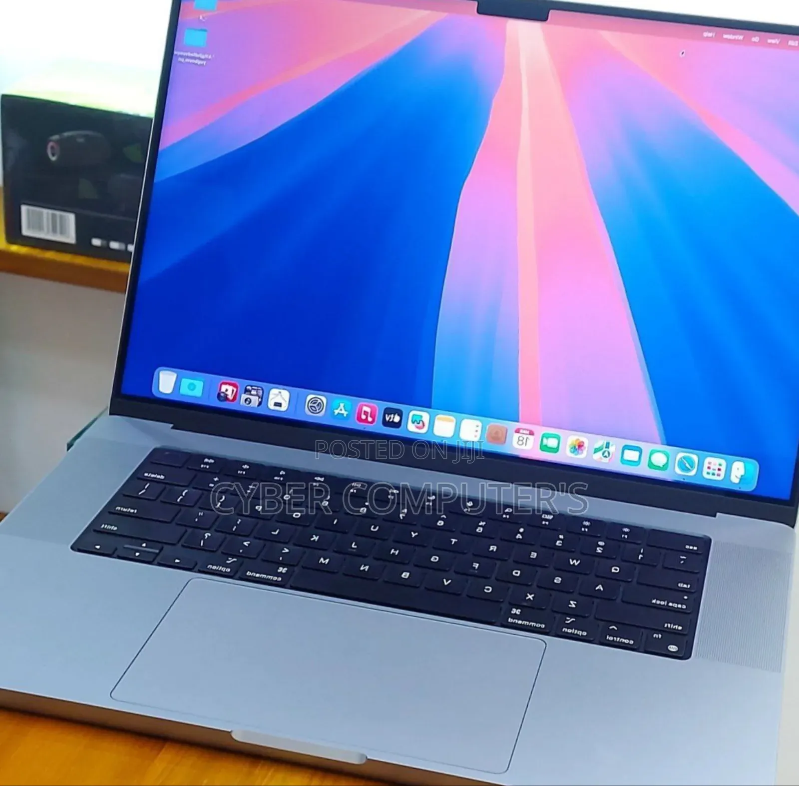 New Laptop Apple MacBook Pro M1 1GB Apple M1 Pro SSD 1T