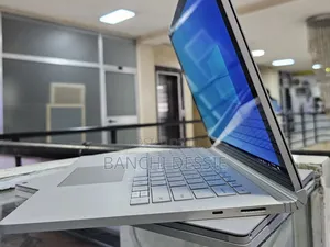 New Laptop Microsoft Surface Book 3 16GB Intel Core I7 SSD 256GB