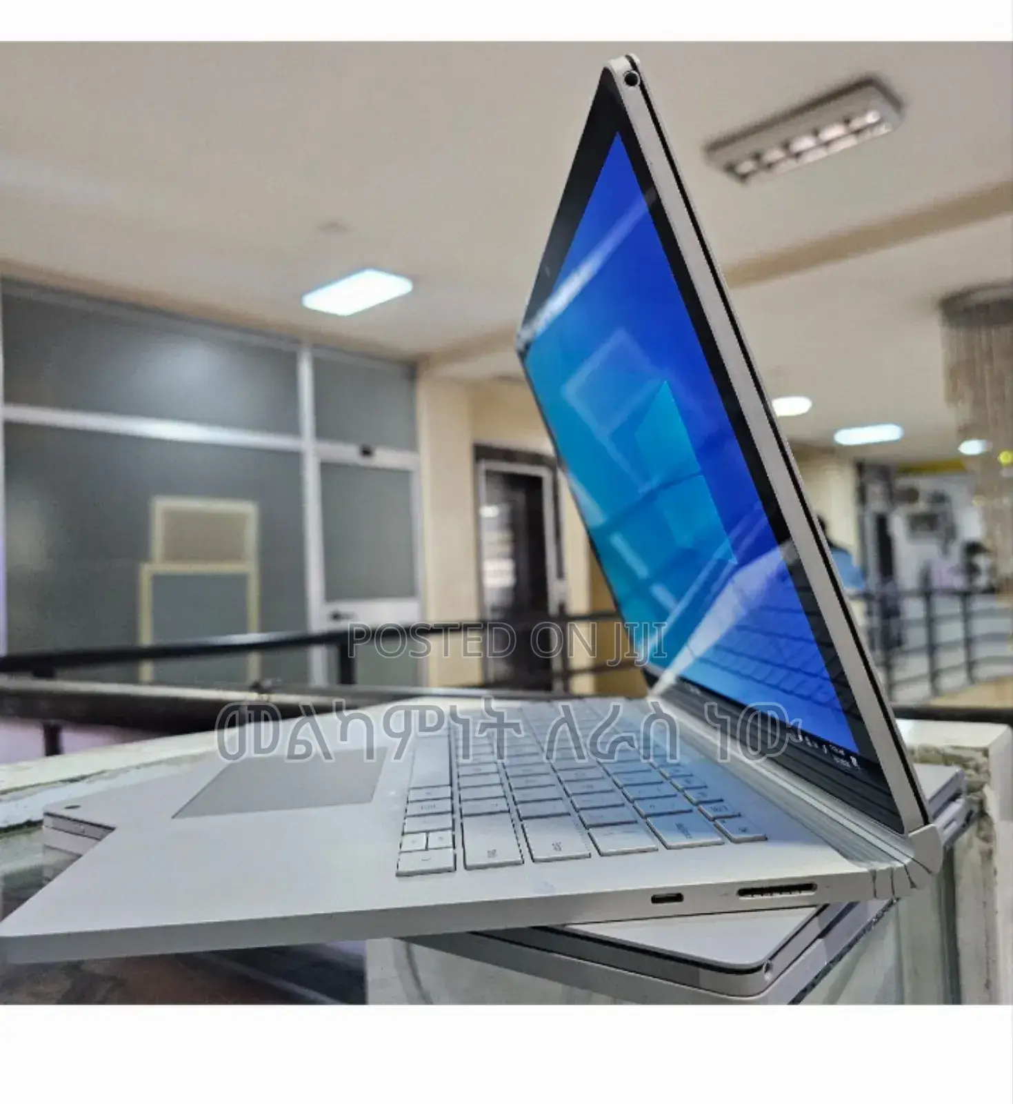 New Laptop Microsoft Surface Book 3 16GB Intel Core I7 SSD 256GB