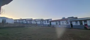 Photo - የሚሸጥ ትምርት ቤት