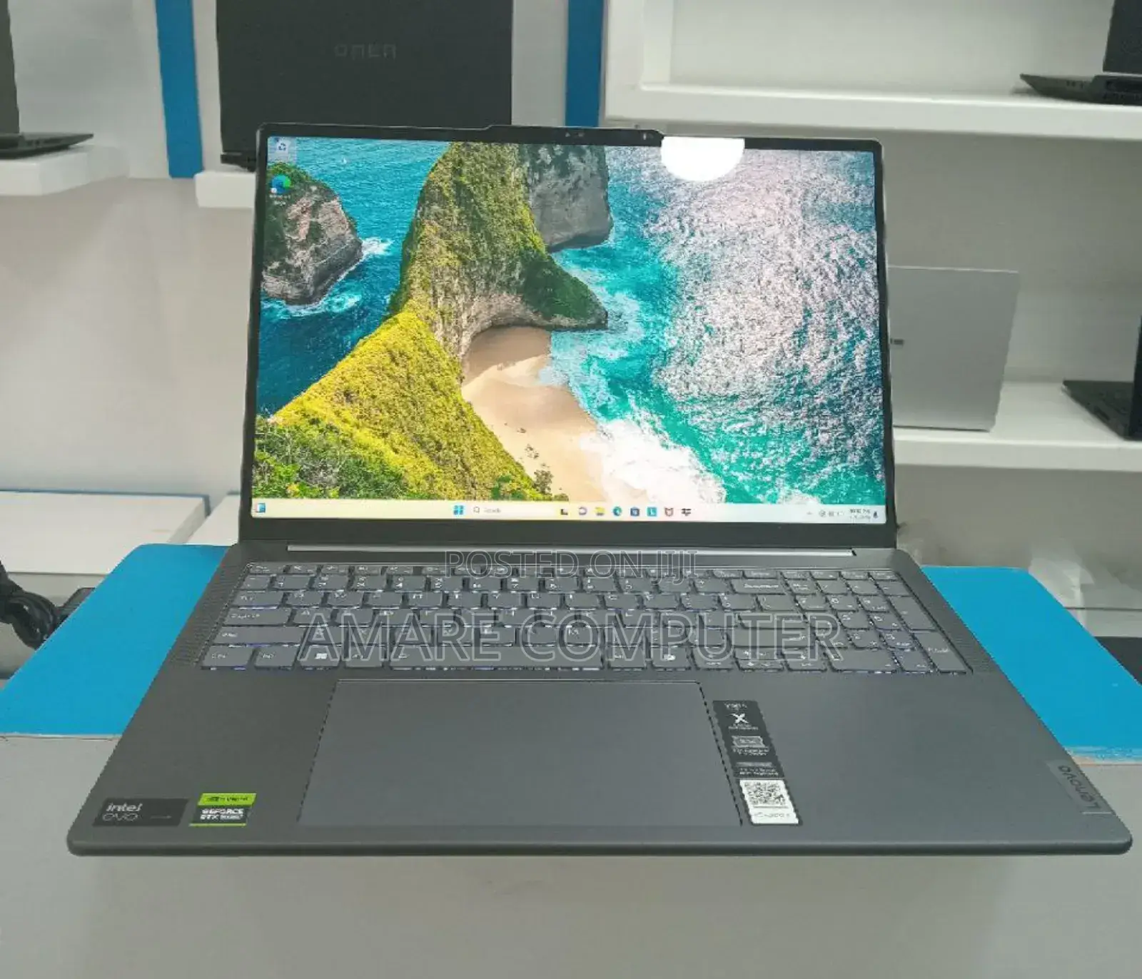 New Laptop Lenovo 32GB Intel Core Ultra 9 SSD 1T