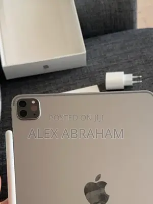 Apple iPad Pro 12.9 (2021) 256 GB Silver