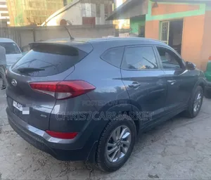 Hyundai Tucson Limited FWD 2018 Gray
