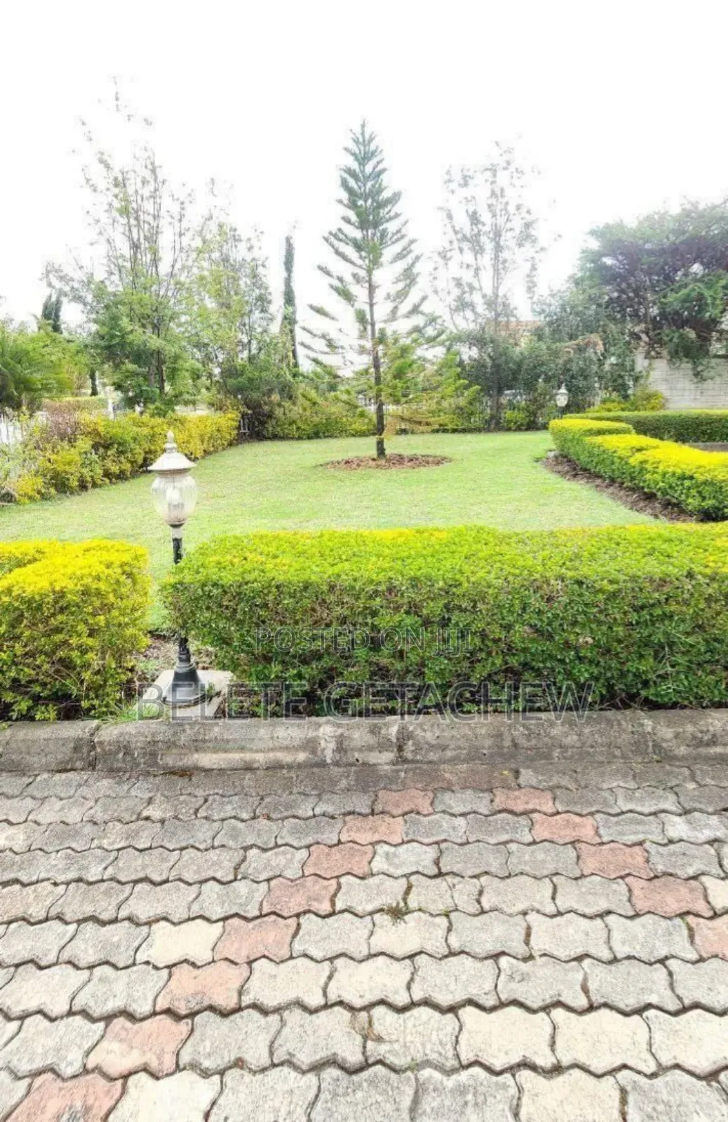 5bdrm House in Ccd Compound , G+1, North Shewa for sale