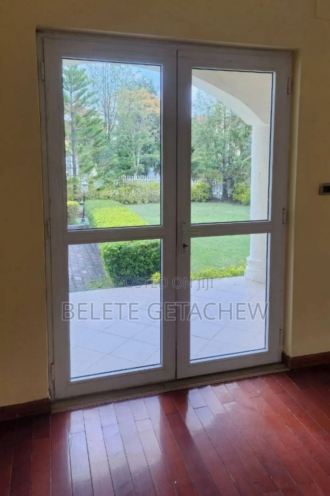 5bdrm House in Ccd Compound , G+1, North Shewa for sale