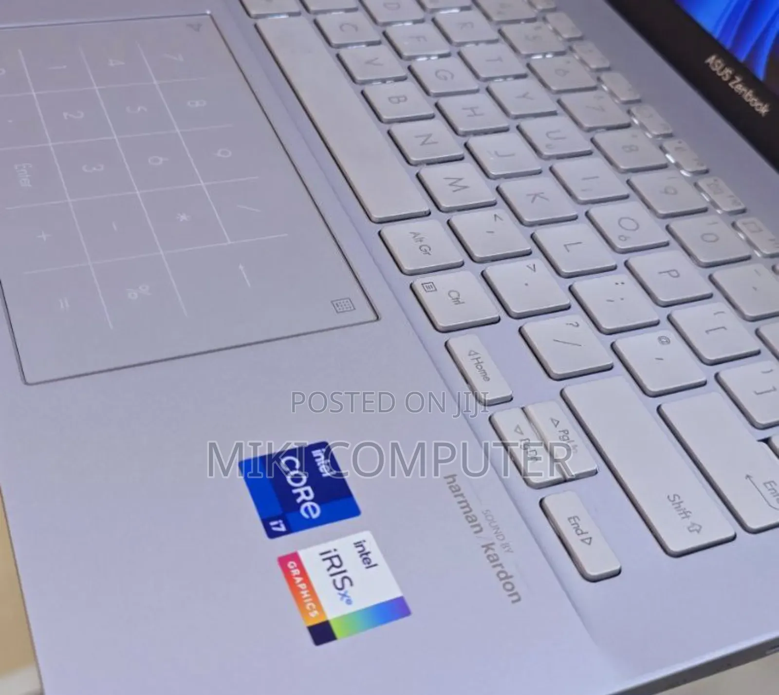 New Laptop Asus ZenBook UX330UA 16GB Intel Core I7 SSD 512GB