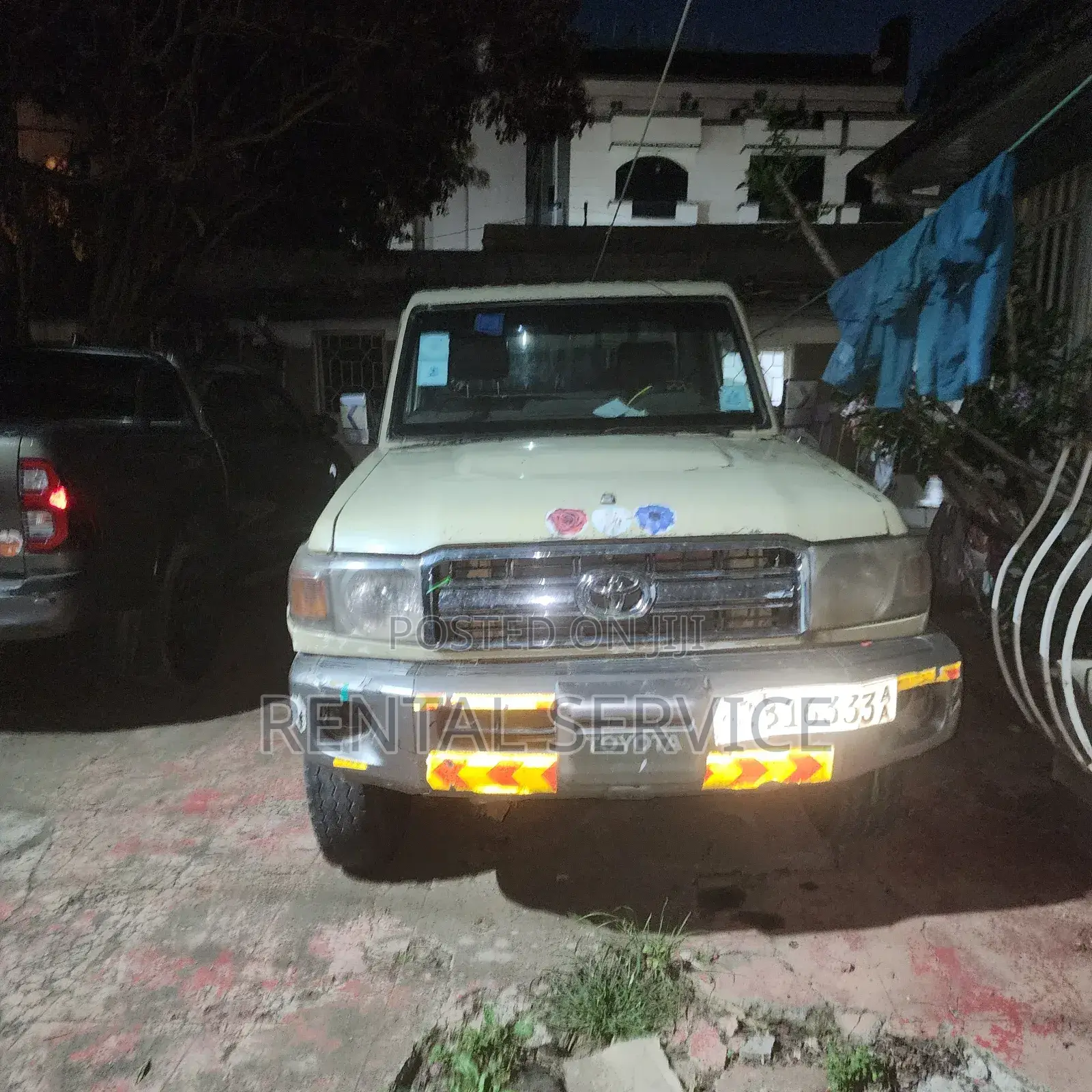 Toyota Land Cruiser 2012 White