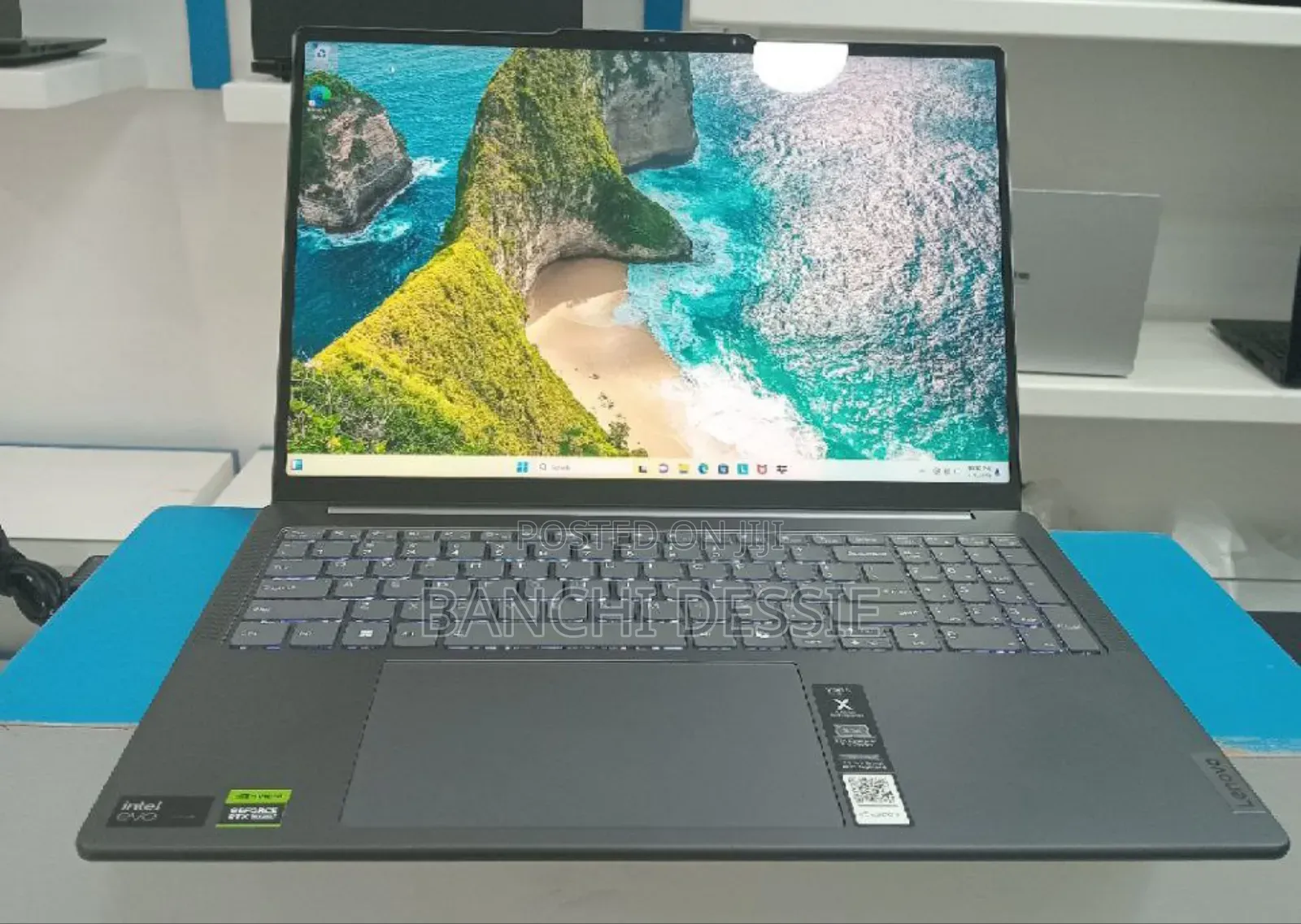 New Laptop Lenovo Yoga 9i 32GB Intel Core I9 SSD 1T