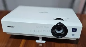 High Quality Sony VPL-Dx102 Projector White Bright