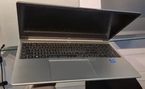 New Laptop HP 250 G10 16GB Intel Core I5 SSD 512GB